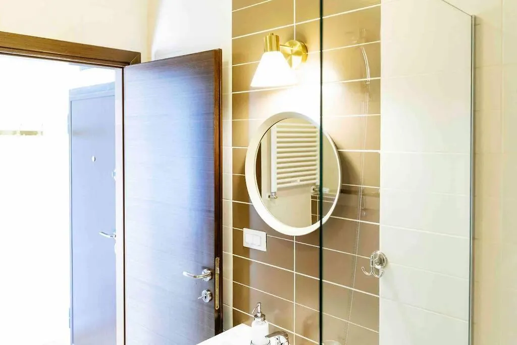 Vivando - Sunny Studio F + Parking Bucharest Apartment